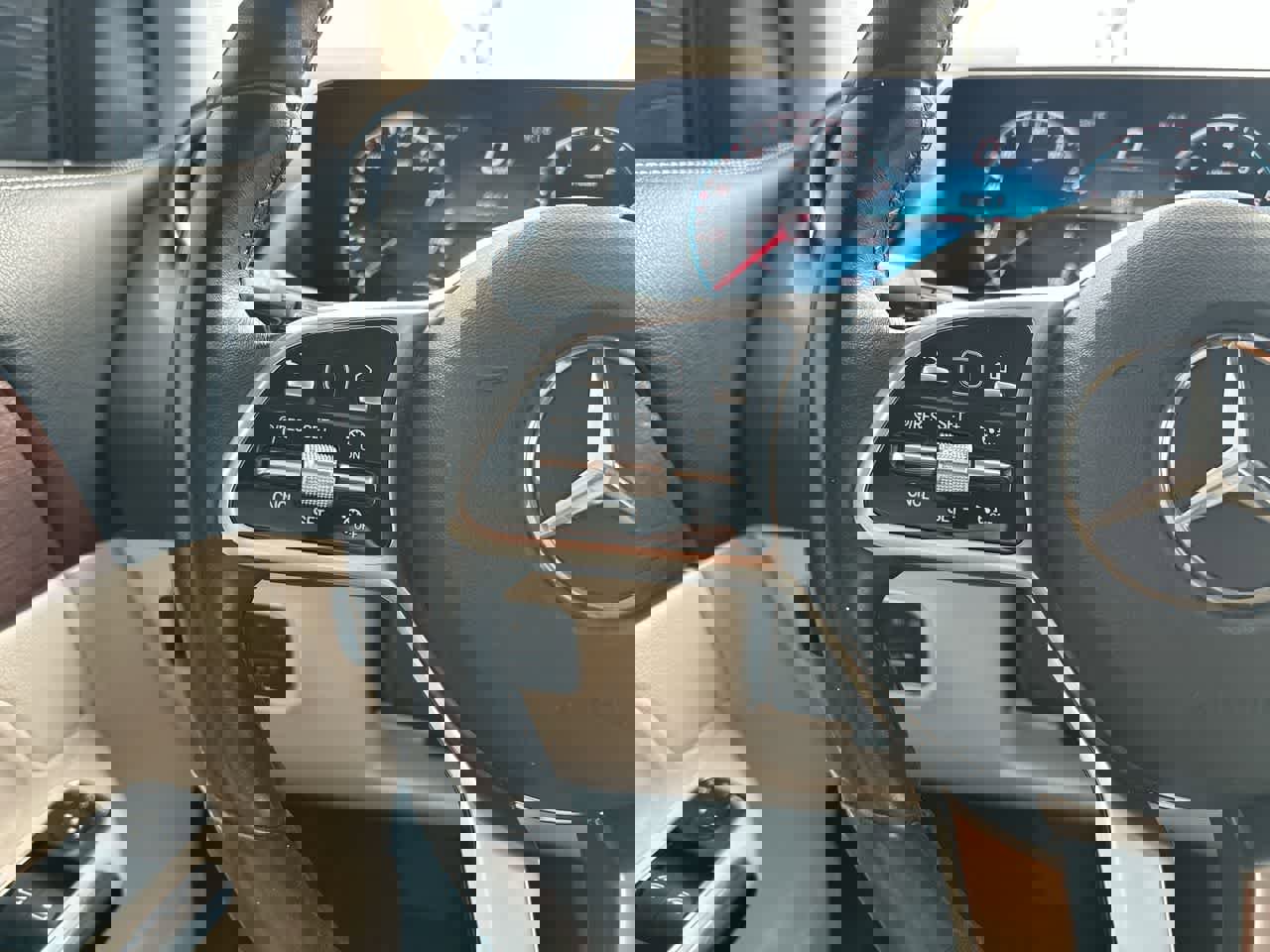 Used 2022 Mercedes-Benz GLA 250 4MATIC image 28