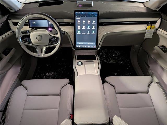 New 2025 Volvo EX90 Plus w/ Protection Package Premier image 16
