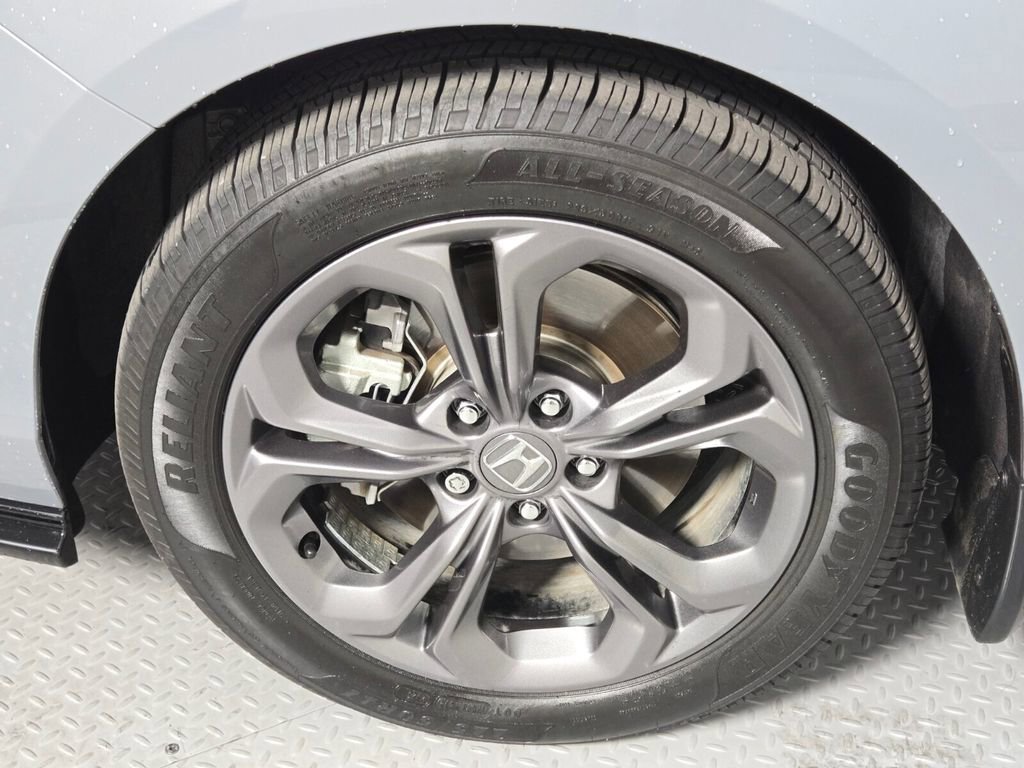 Used 2024 Honda Accord EX-L image 9