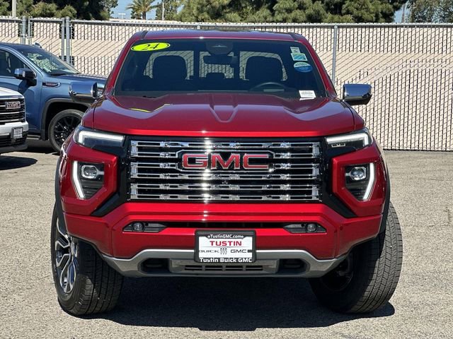 Used 2024 GMC Canyon Denali image 2