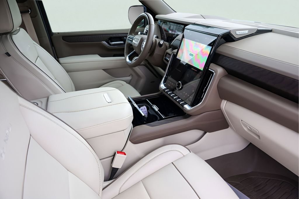 Used 2026 GMC Yukon Denali w/ Denali Reserve Package image 35