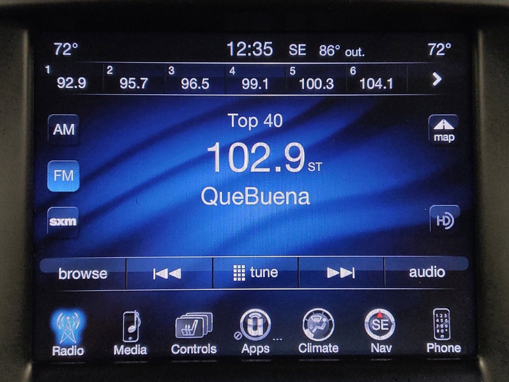 Used 2015 Chrysler 200 C w/ Navigation & Sound Group I image 25