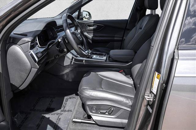 Used 2023 Audi Q7 3.0T Premium Plus w/ Premium Plus Package AWD/4WD image 12