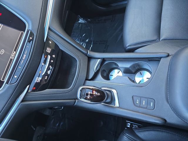 Used 2018 Cadillac XT5 Luxury w/ Driver Awareness Package image 28