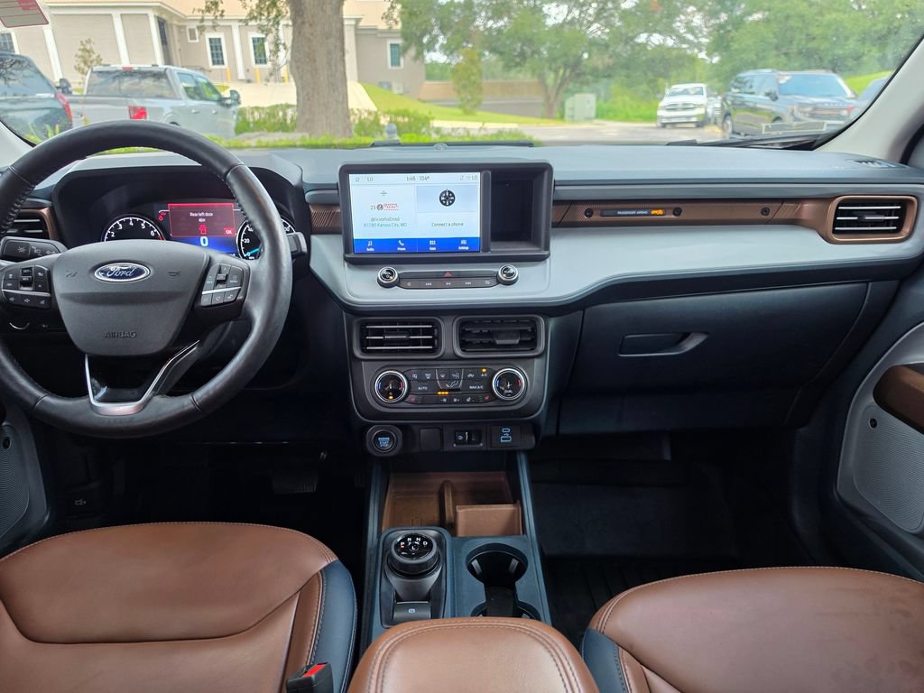 Used 2022 Ford Maverick Lariat w/ Lariat Luxury Package FWD image 16