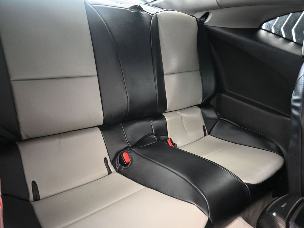 Used 2015 Chevrolet Camaro SS w/ Rear Vision Package image 32