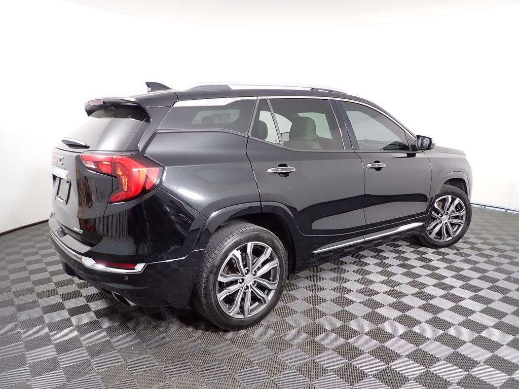 Used 2020 GMC Terrain Denali w/ Denali Premium Package AWD/4WD image 21