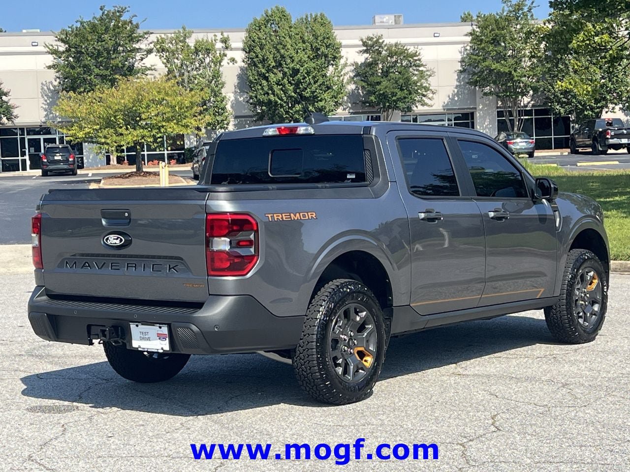 Used 2025 Ford Maverick Tremor AWD/4WD image 3