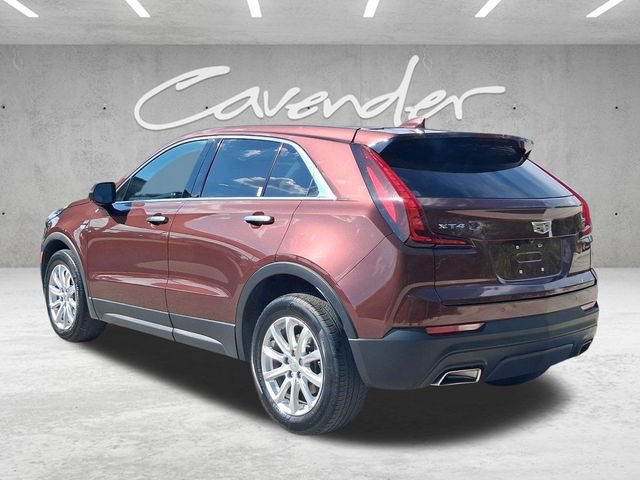 Used 2023 Cadillac XT4 Luxury w/ Cold Weather Package FWD image 17
