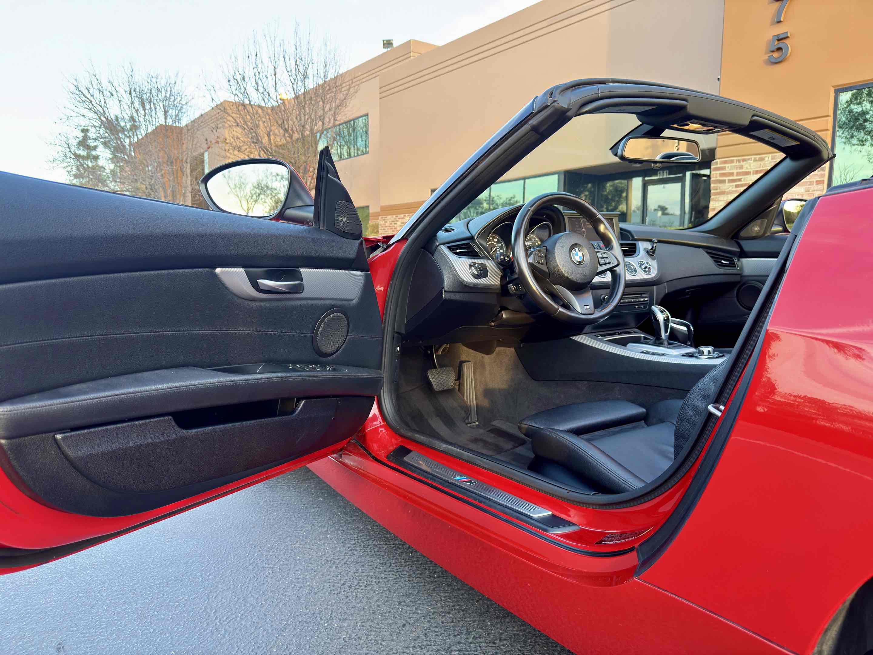 Used 2012 BMW Z4 sDrive35i image 26