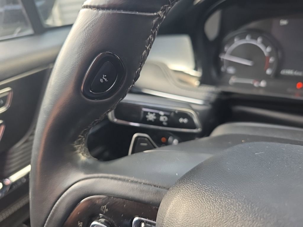 Used 2022 Lincoln Corsair AWD w/ Premium Package image 16