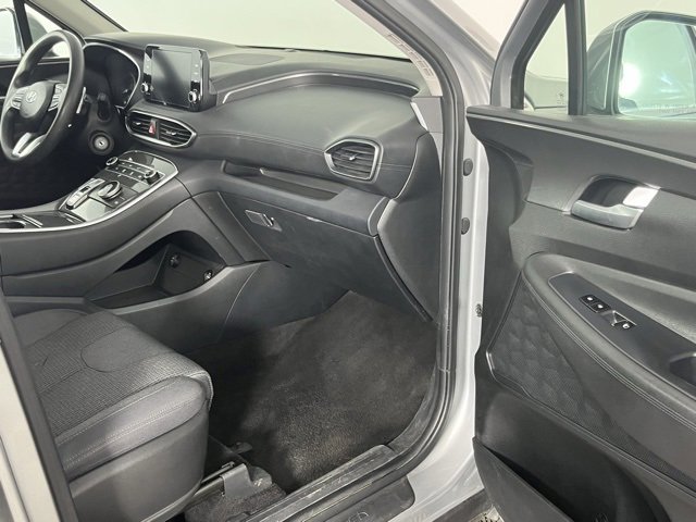 Used 2023 Hyundai Santa Fe SE image 29