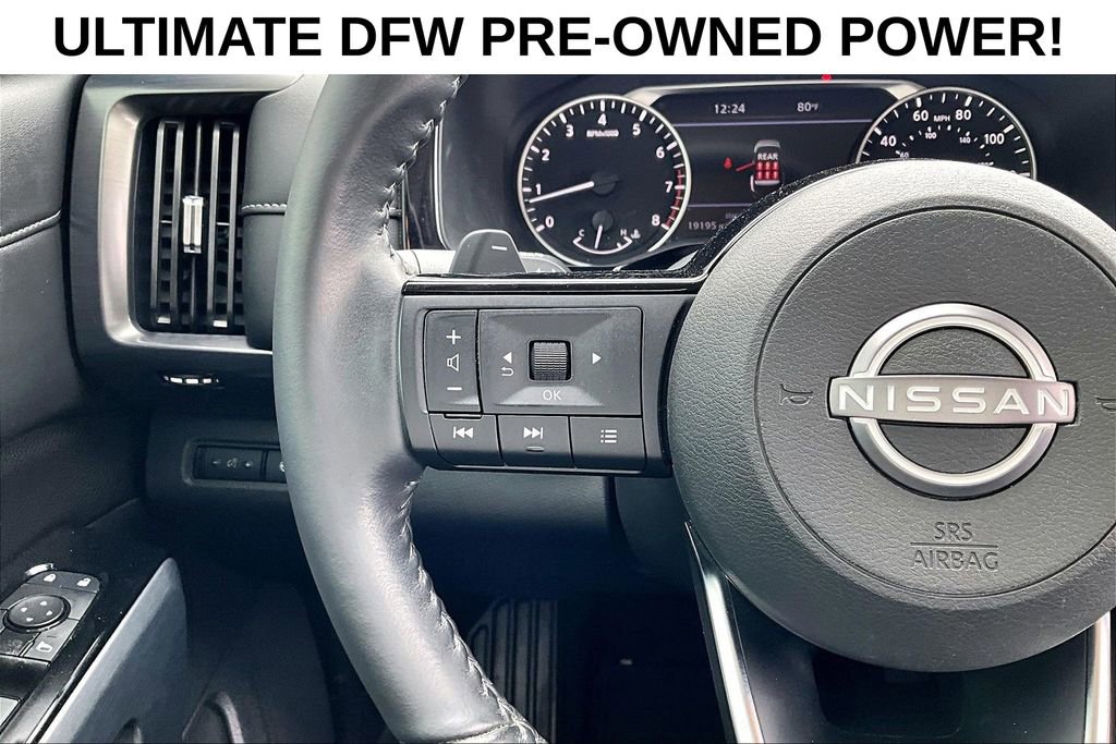 Used 2024 Nissan Pathfinder SL FWD image 22