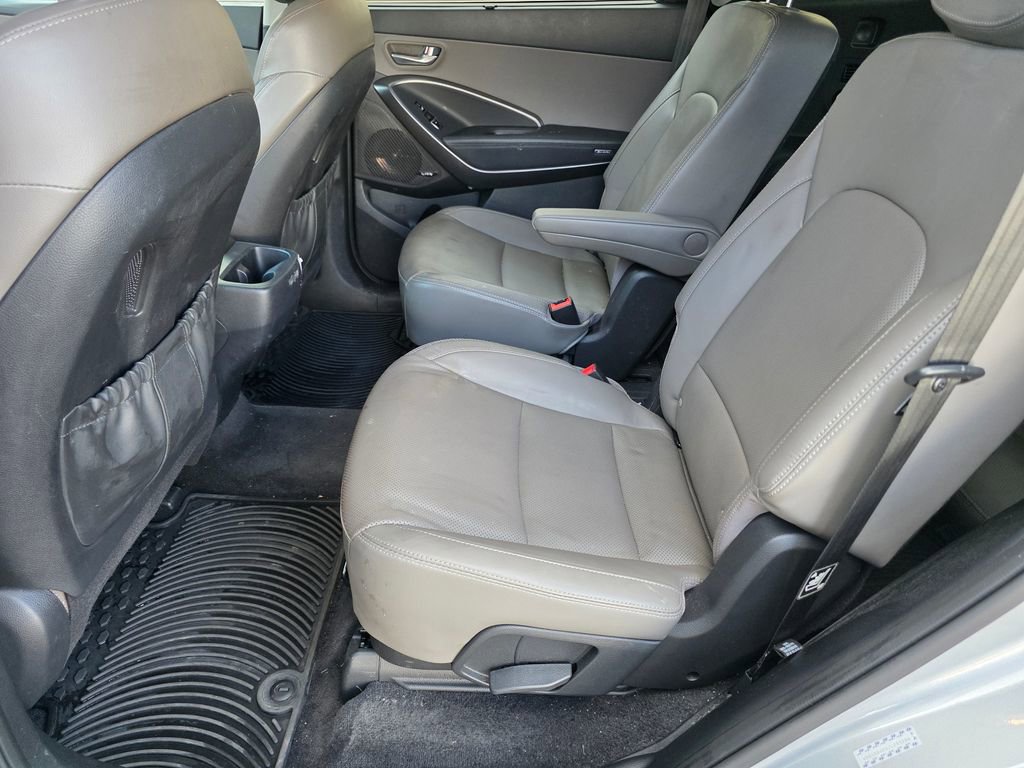 Used 2018 Hyundai Santa Fe Limited image 17