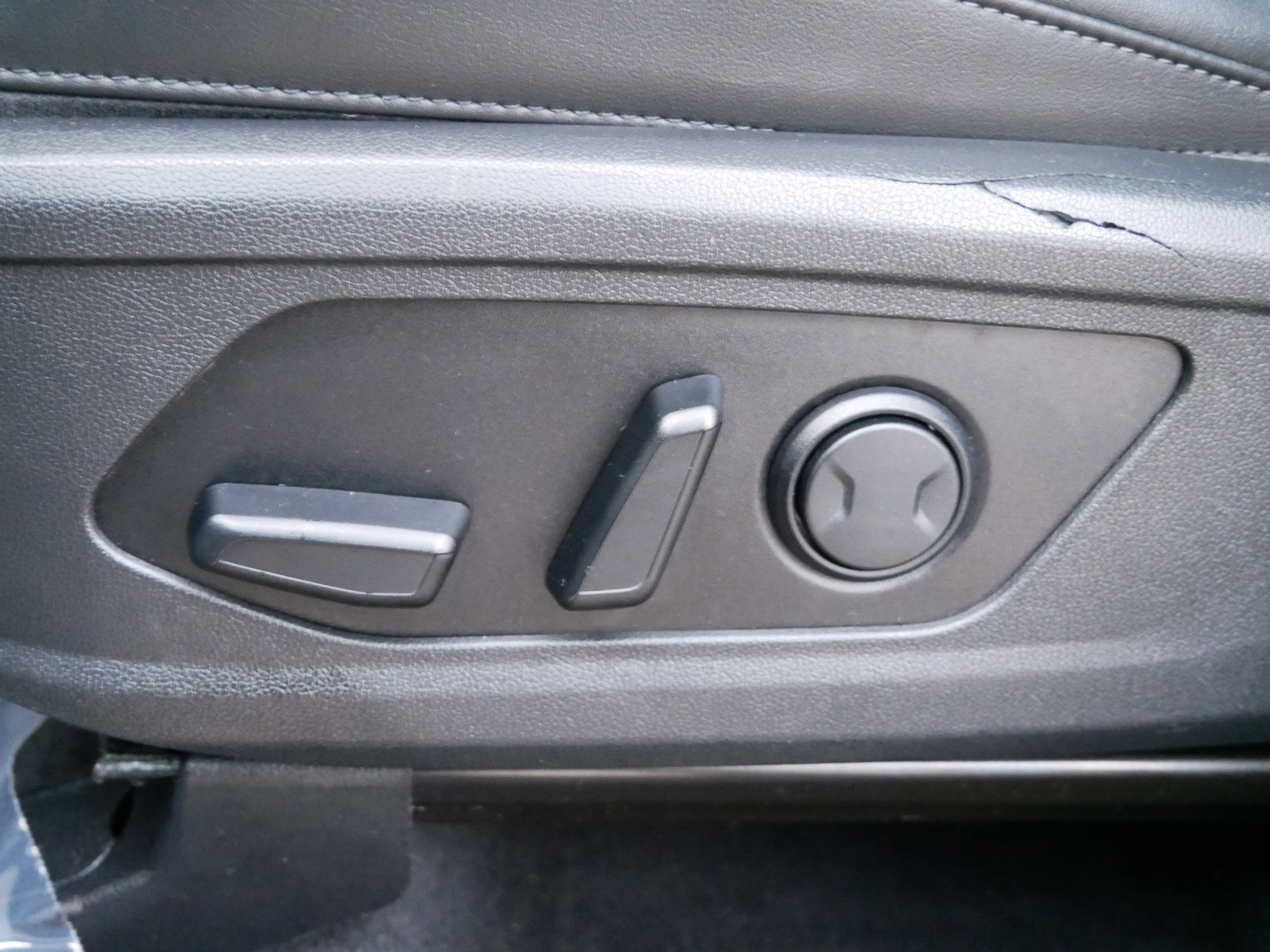 Used 2022 Kia Sorento S w/ Panoramic Sunroof Package AWD/4WD image 15