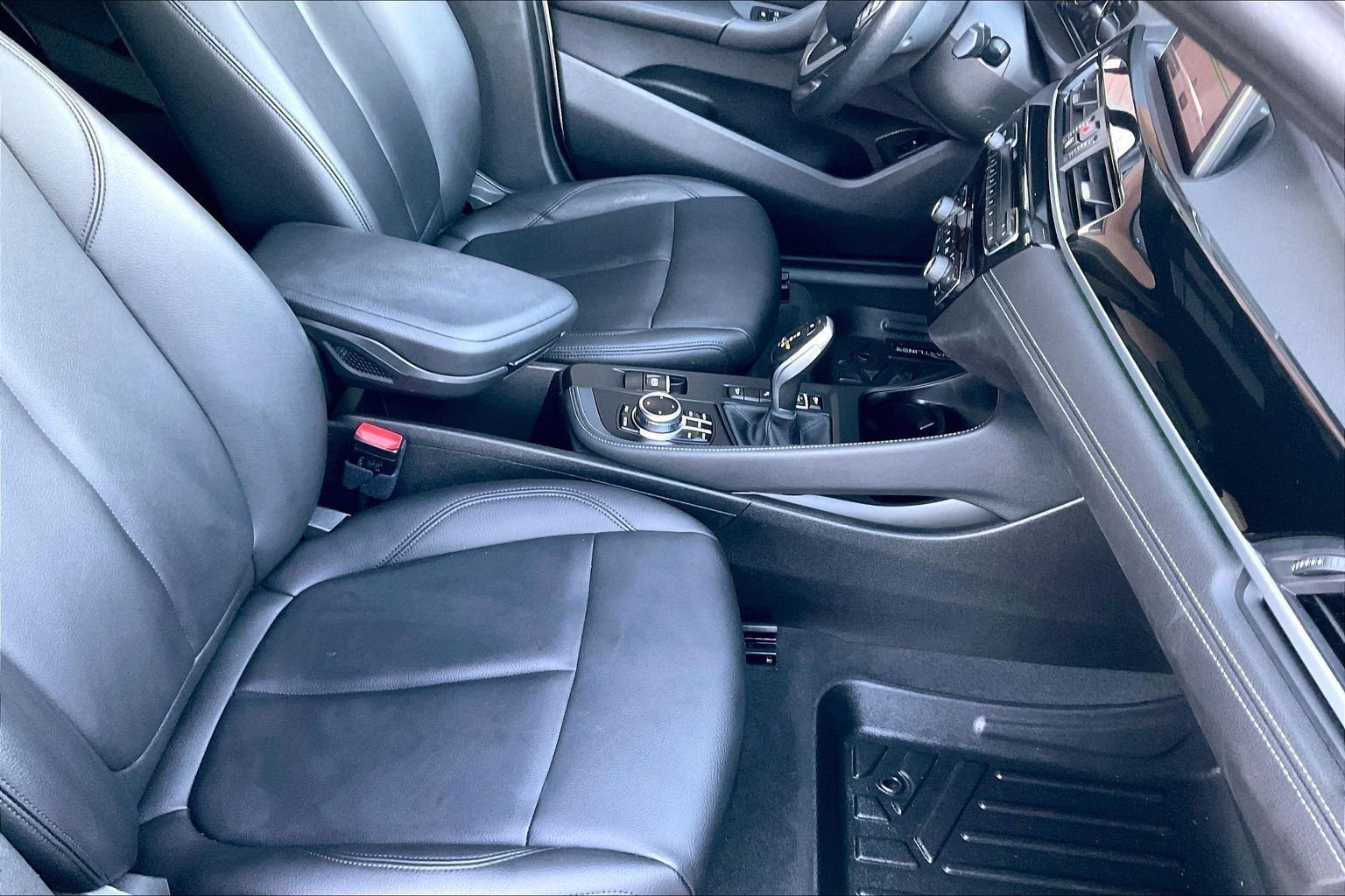 Used 2022 BMW X1 xDrive28i image 22