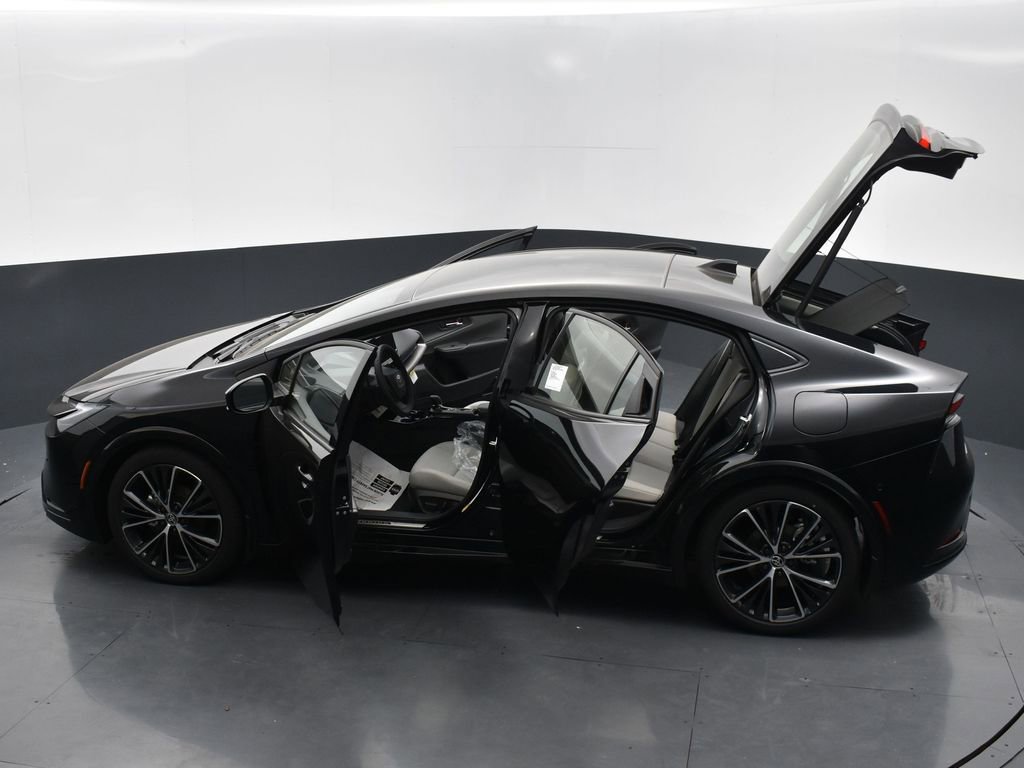 Used 2024 Toyota Prius Limited w/ Limited Premium Package image 32