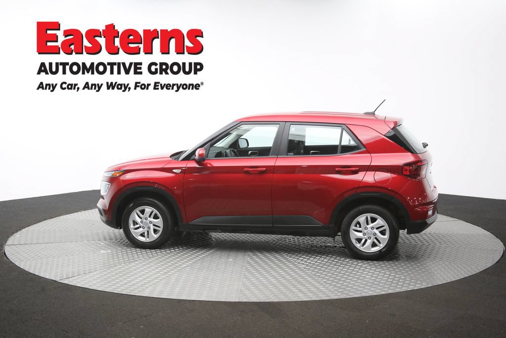 Used 2025 Hyundai Venue SE FWD image 59