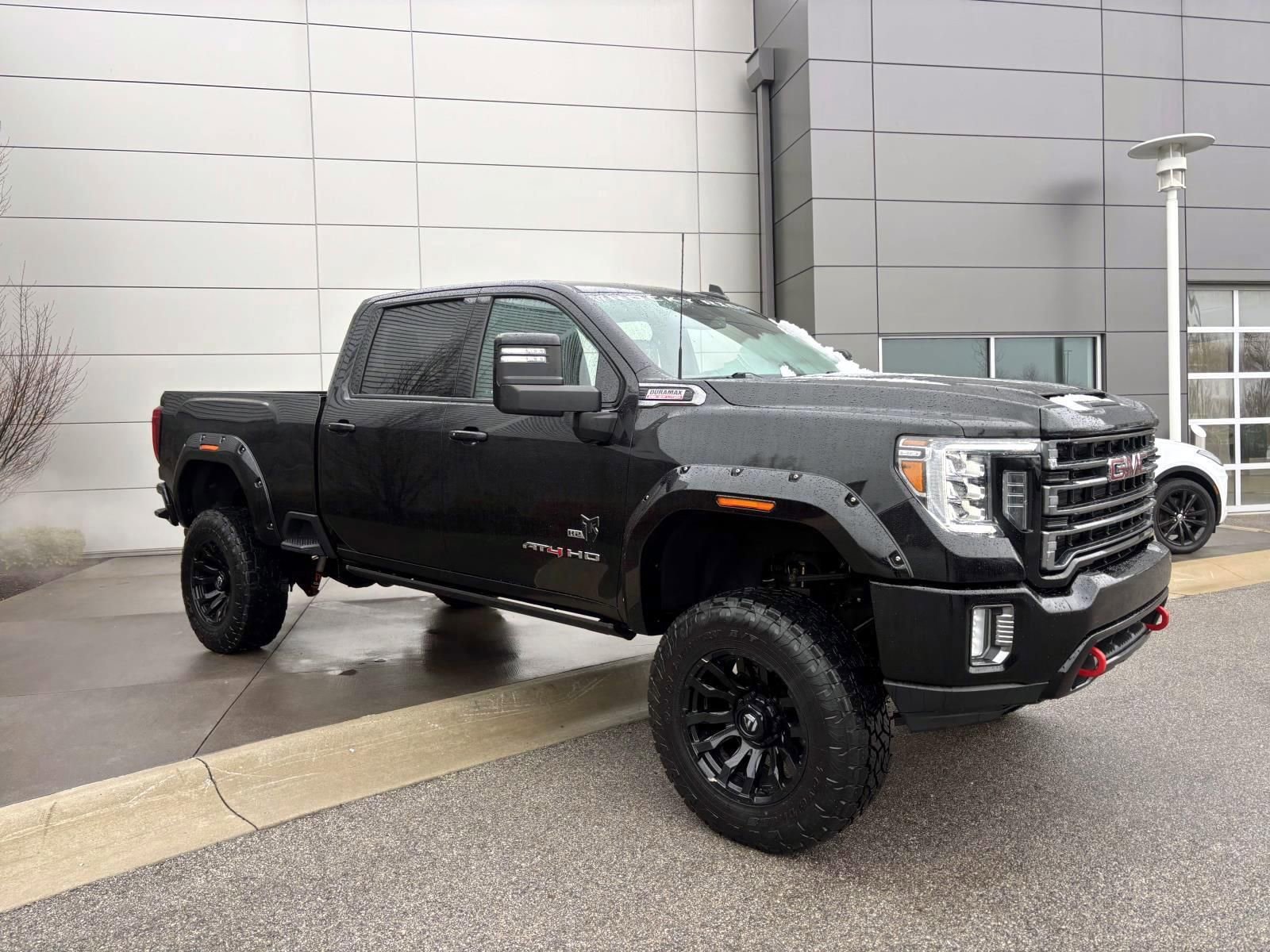 Used 2022 GMC Sierra 3500 AT4 image 1