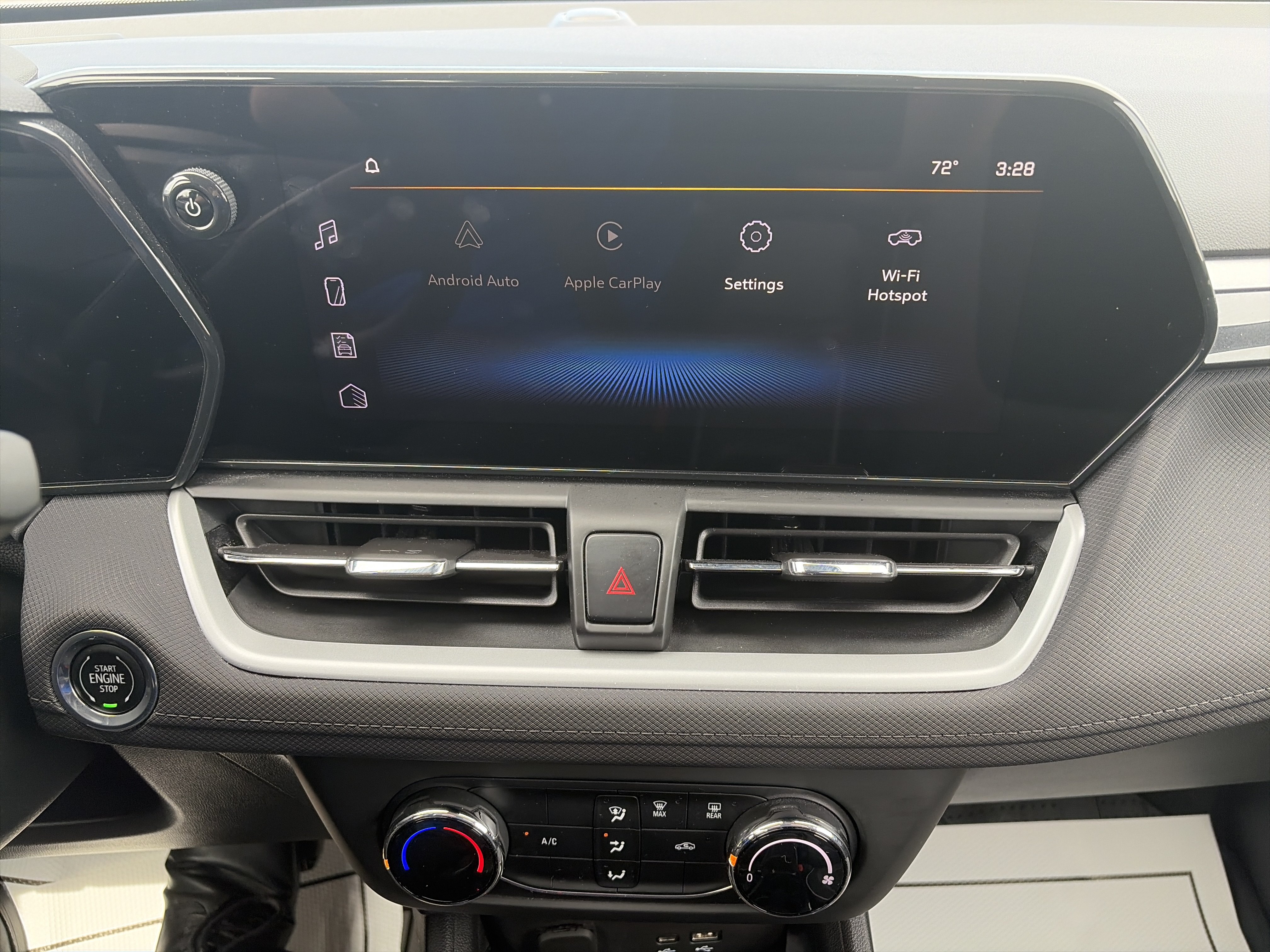 Used 2024 Chevrolet TrailBlazer LS w/ LS Confidence Package FWD image 19