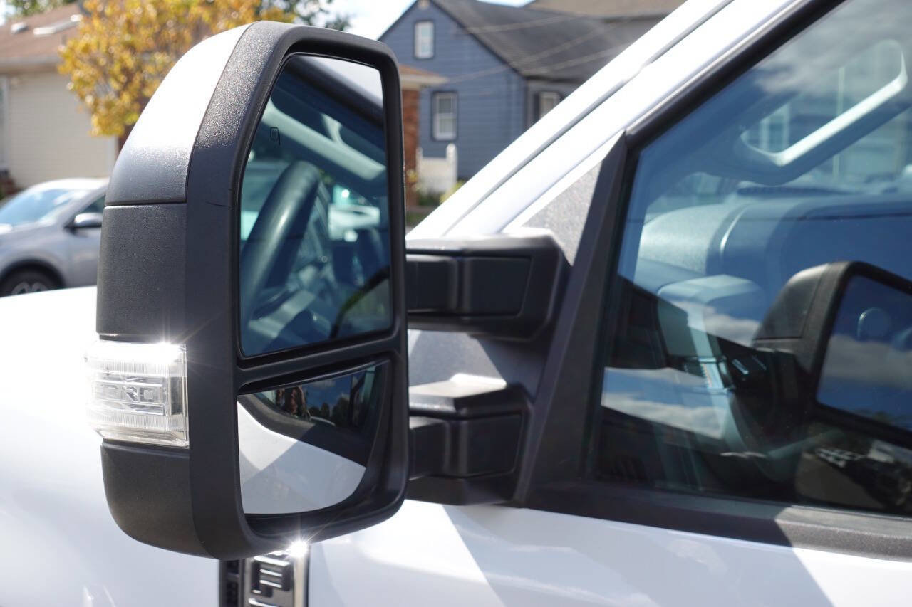 Used 2023 Ford F250 XLT image 11