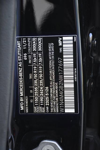 Used 2022 Mercedes-Benz GLB 250 w/ Premium Package Lite image 36