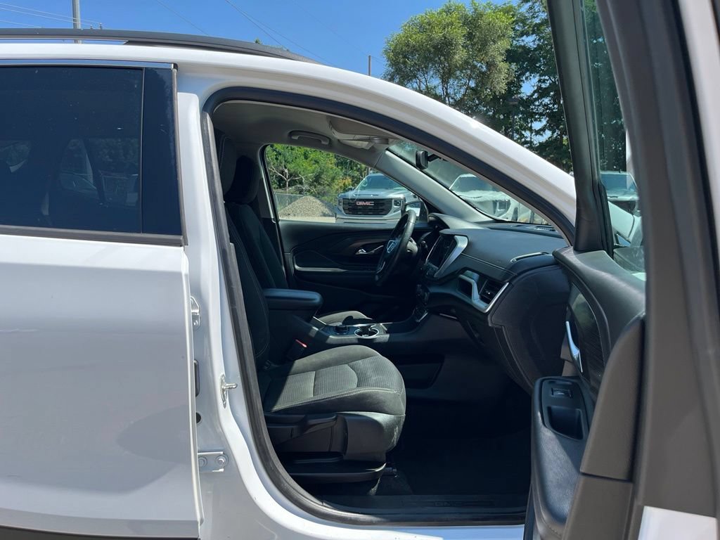 Used 2022 GMC Terrain SLE w/ Driver Convenience Package AWD/4WD image 34