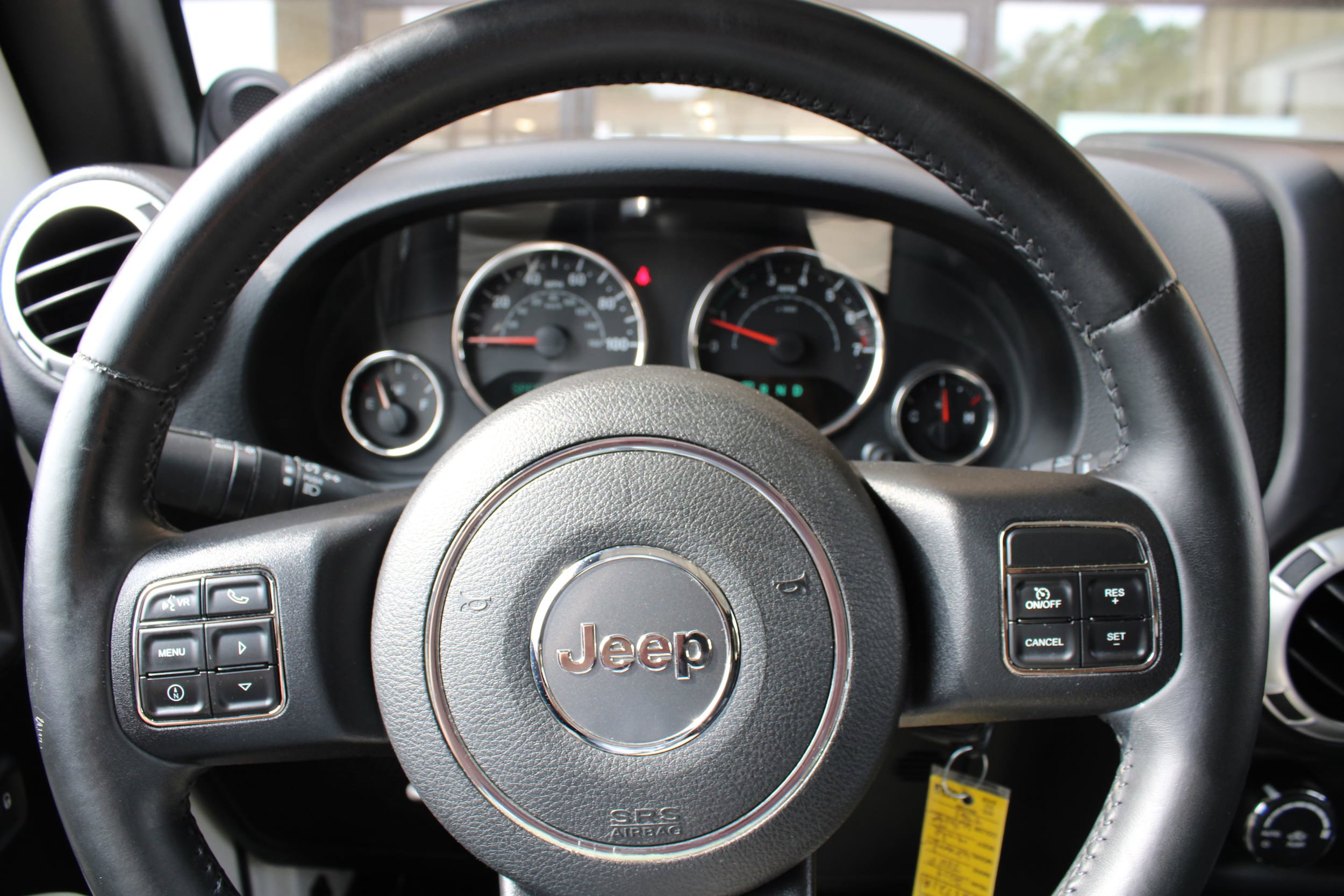 Used 2014 Jeep Wrangler Unlimited Rubicon w/ Connectivity Group AWD/4WD image 24