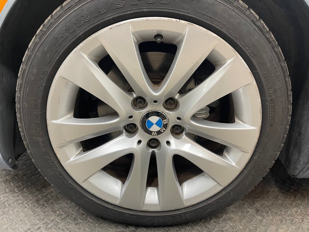 Used 2013 BMW 328i Convertible RWD image 35
