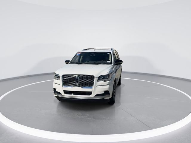 Used 2023 Lincoln Navigator L Reserve image 2