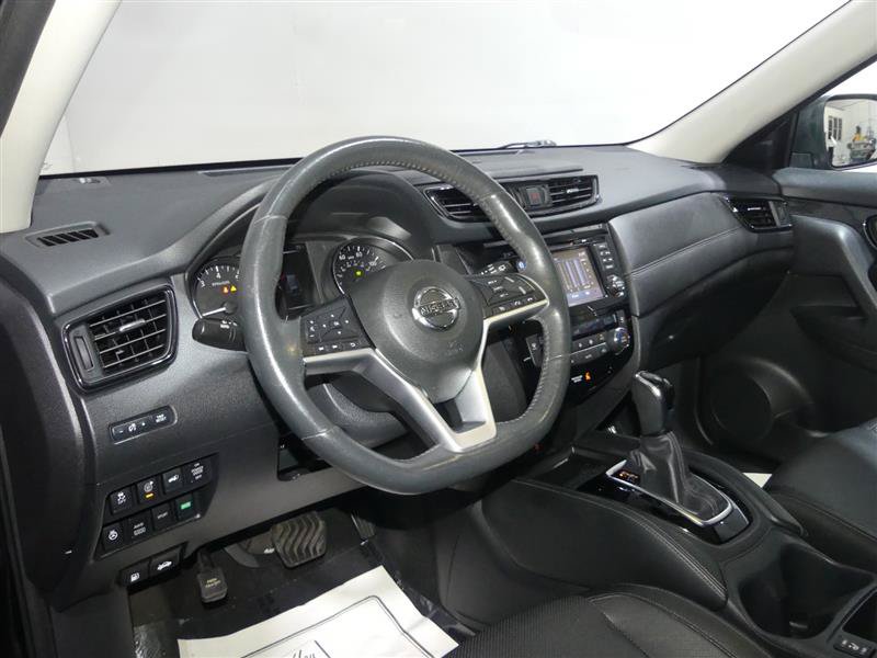 Used 2017 Nissan Rogue SL w/ SL HEV Premium Package AWD/4WD image 22