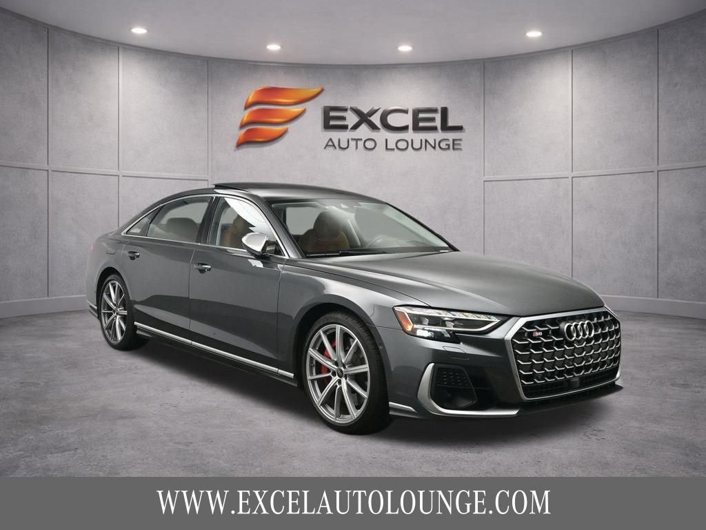 Used 2023 Audi S8 w/ S8 Comfort Plus Package image 8