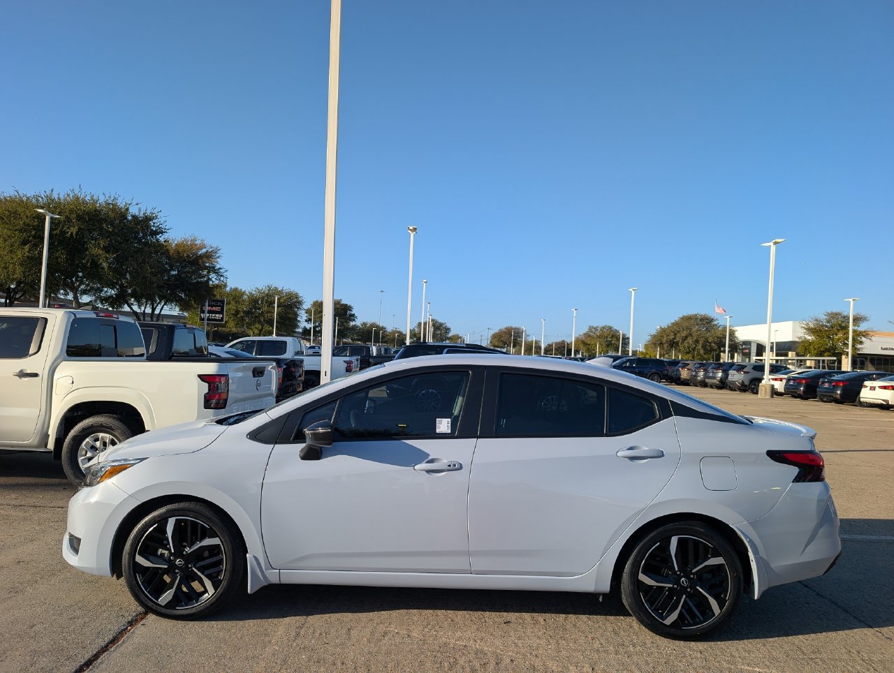 Certified 2024 Nissan Versa SR w/ Trunk Package FWD image 3