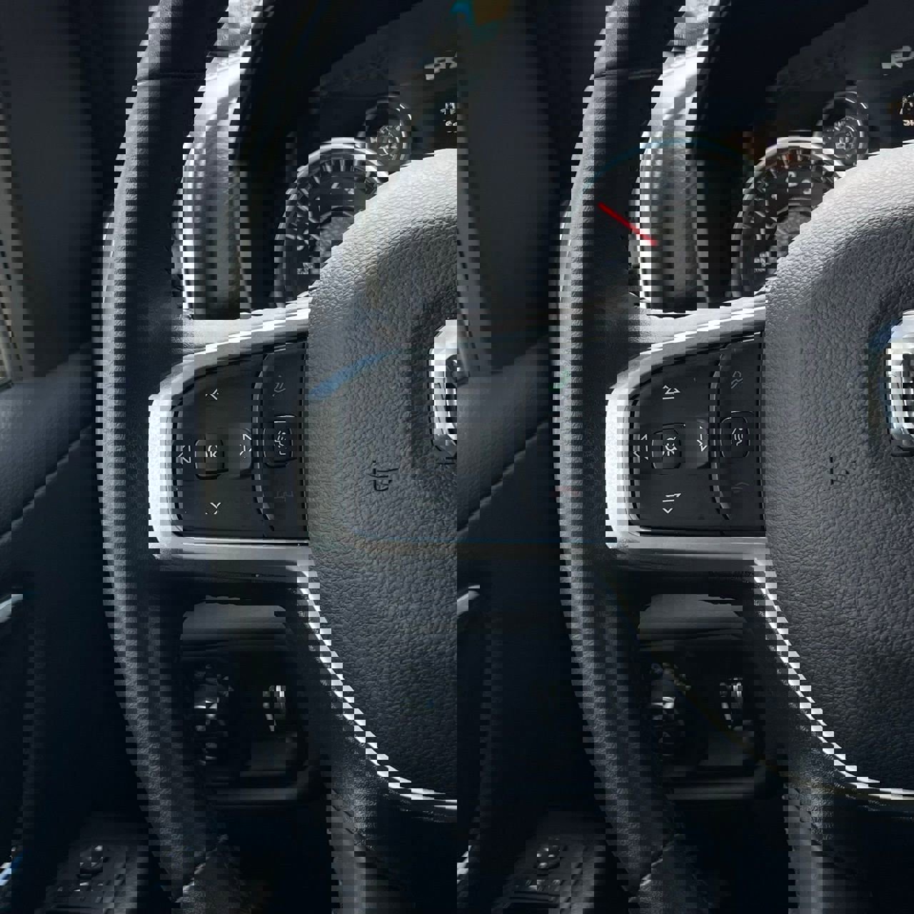 Used 2023 RAM 1500 Lone Star RWD image 14