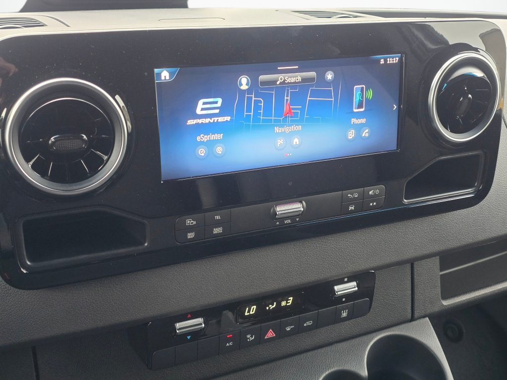 New 2025 Mercedes-Benz eSprinter 170 Cargo image 40