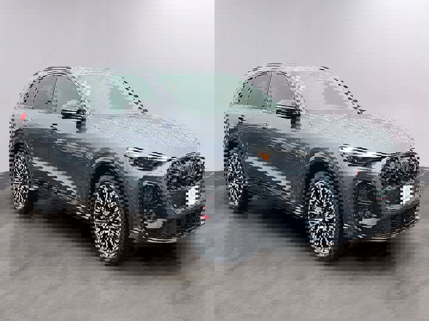 New 2026 Audi SQ5 Premium Plus image 2