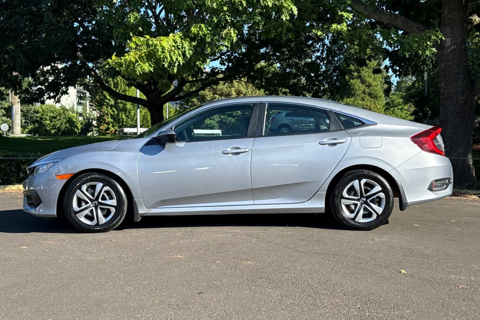 Used 2018 Honda Civic LX image 5