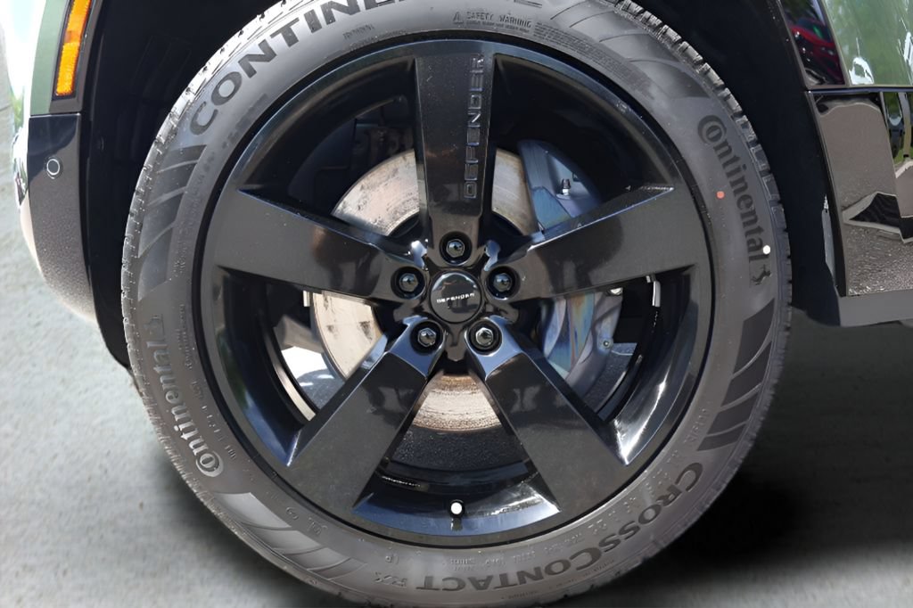 New 2026 Land Rover Defender 110 X-Dynamic SE AWD/4WD image 9