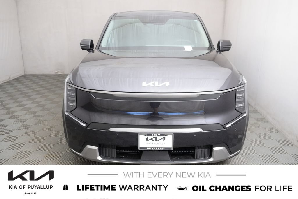 New 2026 Kia EV9 Light RWD image 2