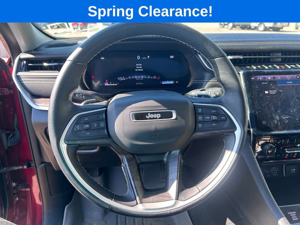Used 2022 Jeep Grand Cherokee Limited AWD/4WD image 12