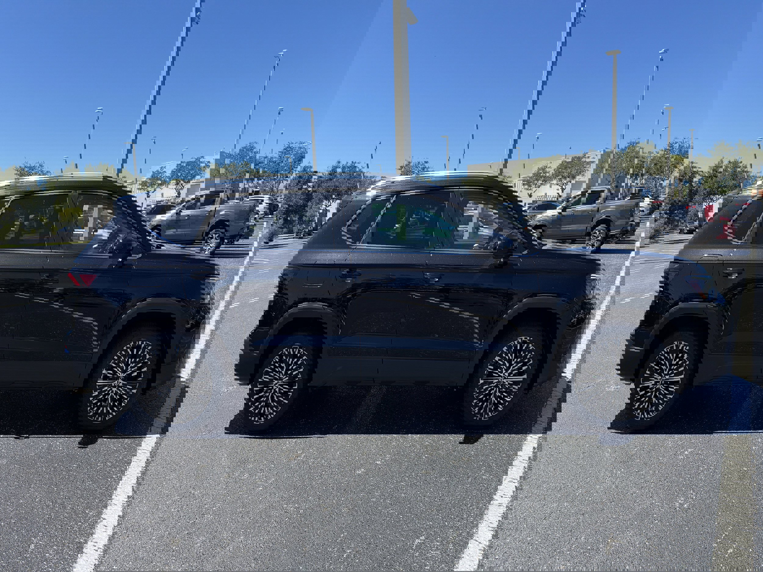 New 2025 Volkswagen Taos SE video 2