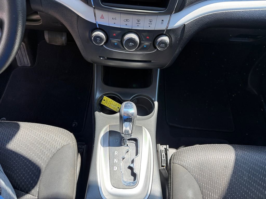 Used 2020 Dodge Journey SE w/ Blacktop Package FWD image 10