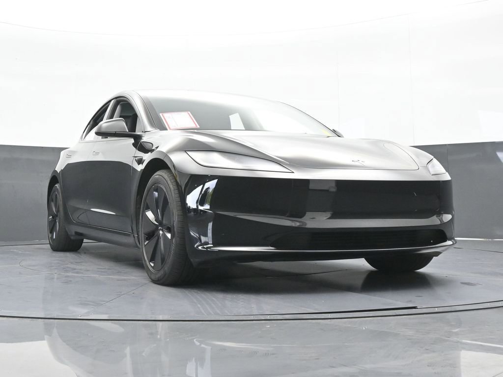 Used 2025 Tesla Model 3 Long Range image 58