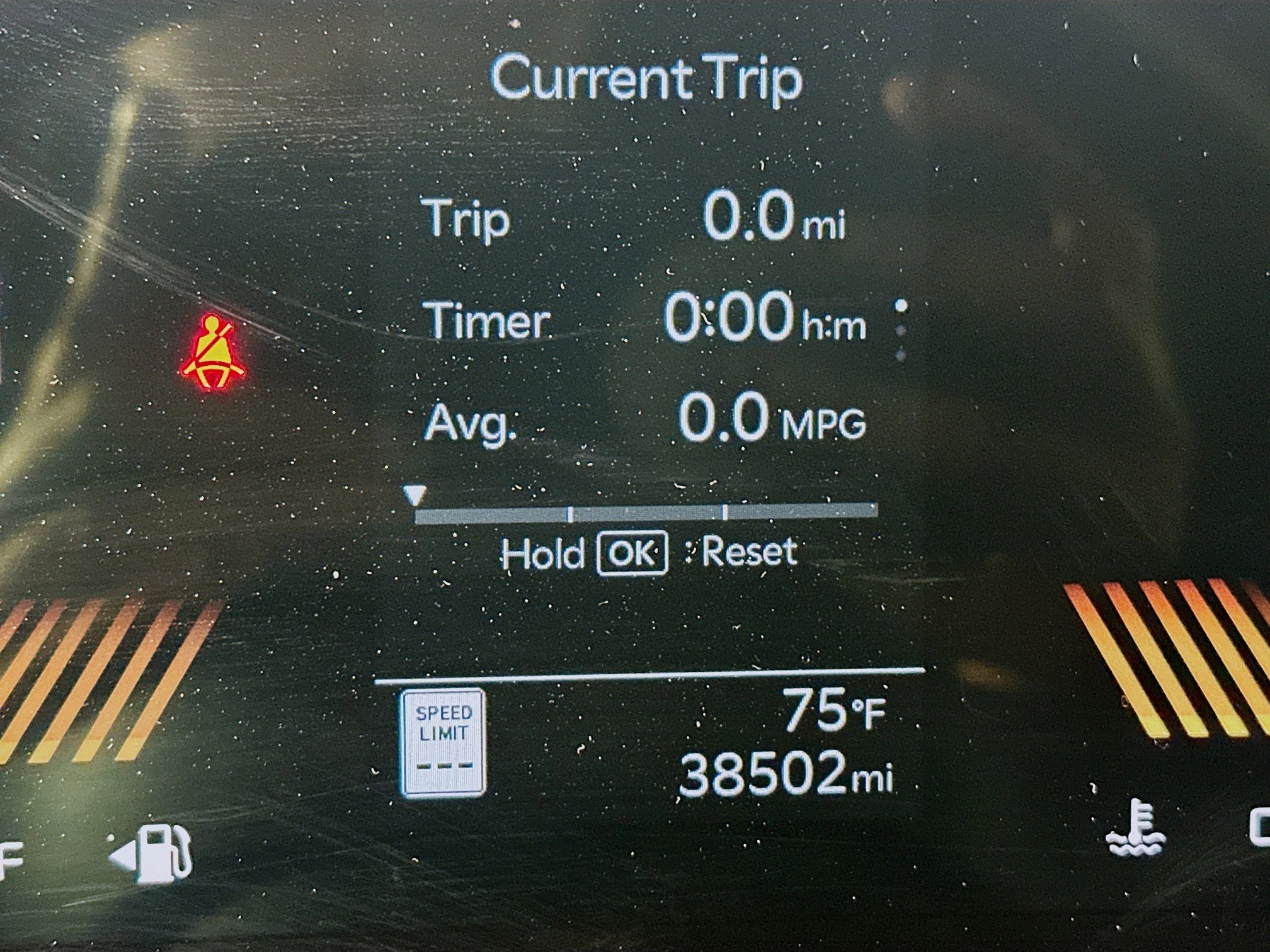 Used 2025 Kia Carnival FWD image 18