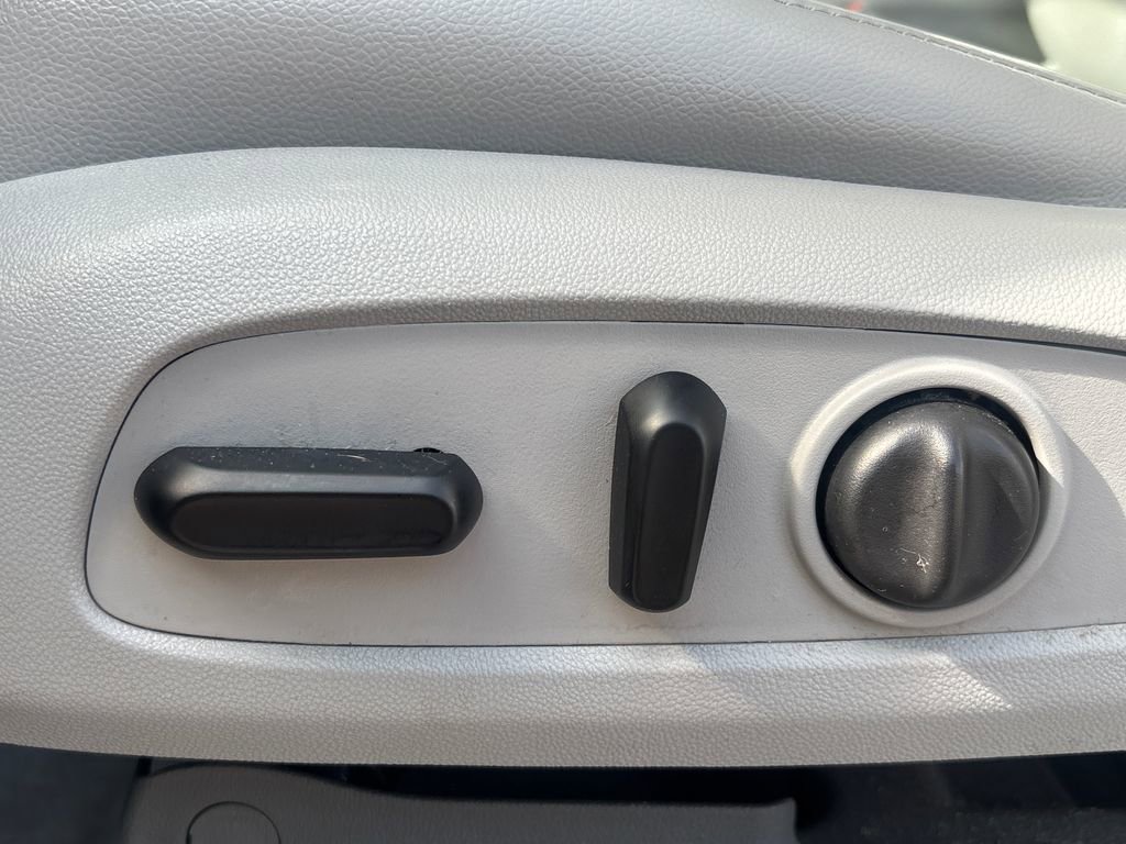 Used 2019 GMC Acadia SLT FWD image 9