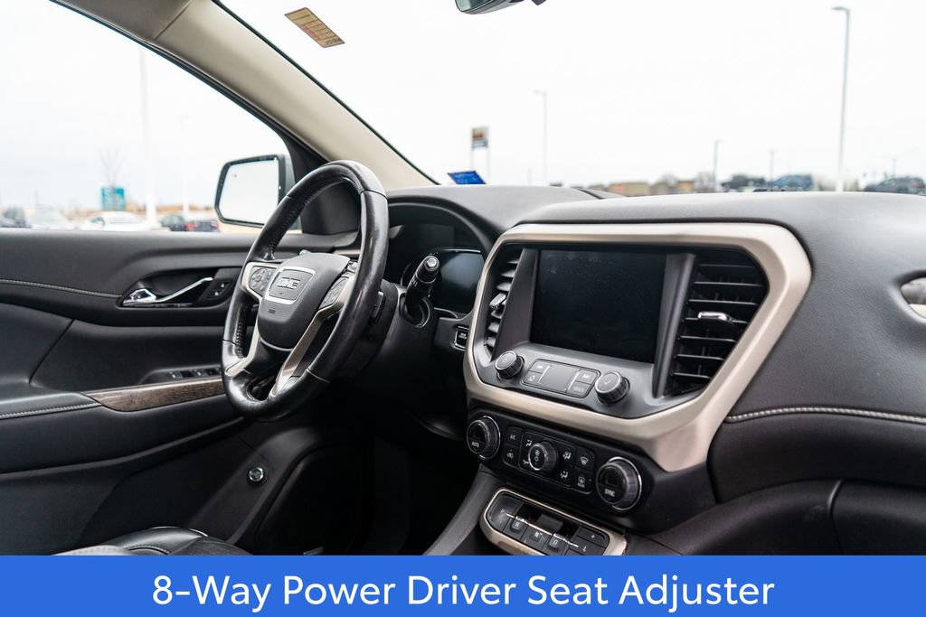 Used 2022 GMC Acadia Denali w/ Denali Ultimate Package image 11