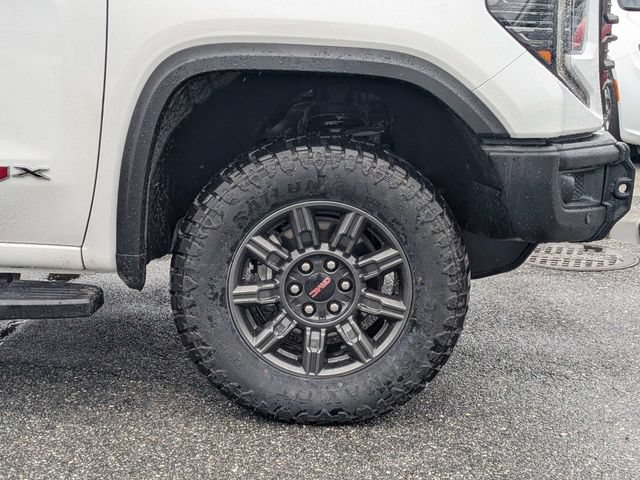 Used 2024 GMC Sierra 1500 AT4X AWD/4WD image 10