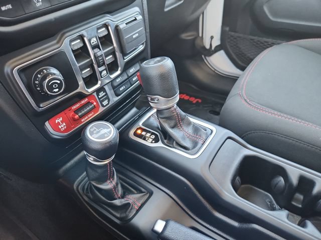 Used 2021 Jeep Wrangler Unlimited Rubicon w/ Cold Weather Group AWD/4WD image 30