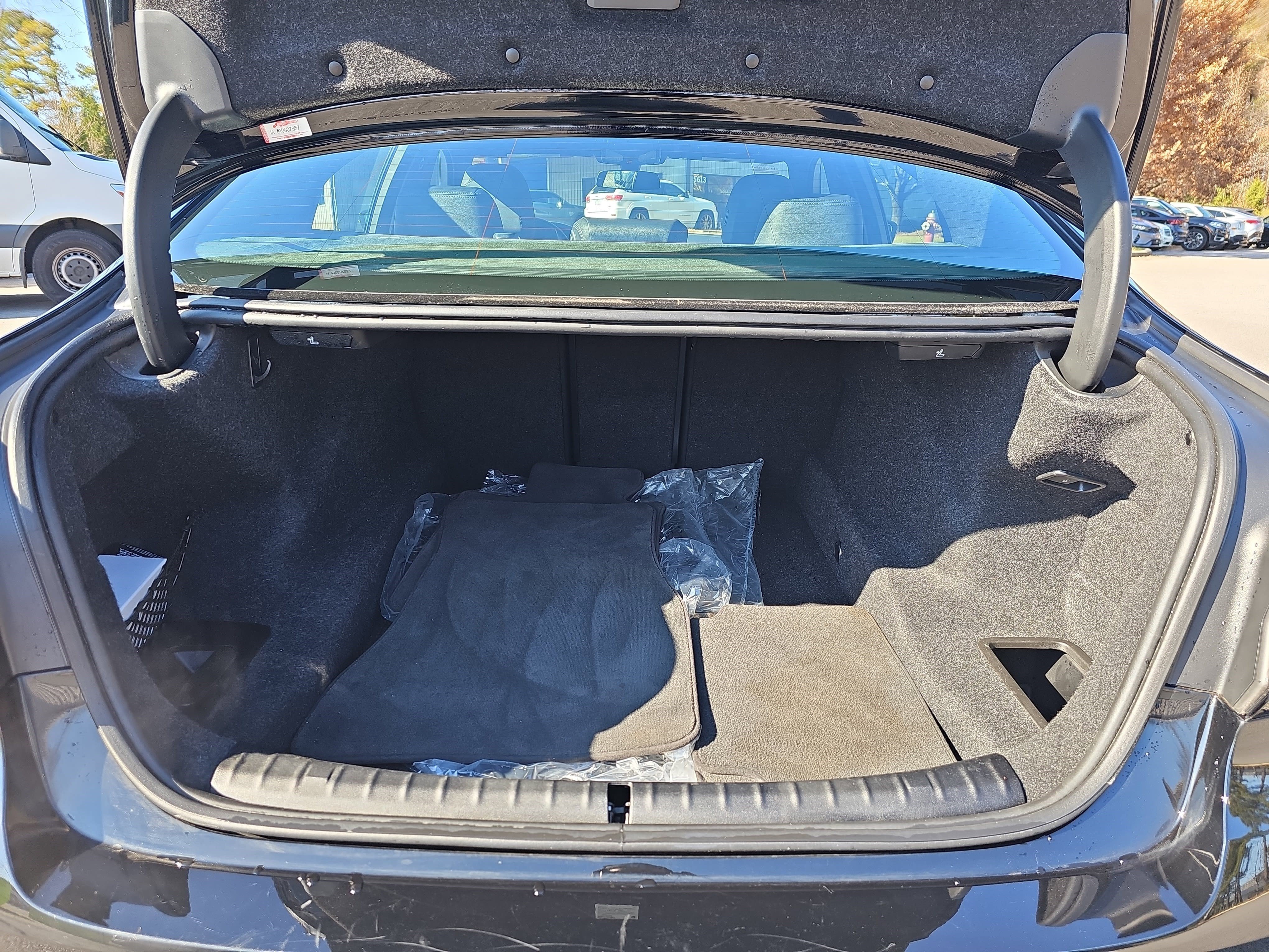 Certified 2023 BMW 530i w/ Premium Package image 14