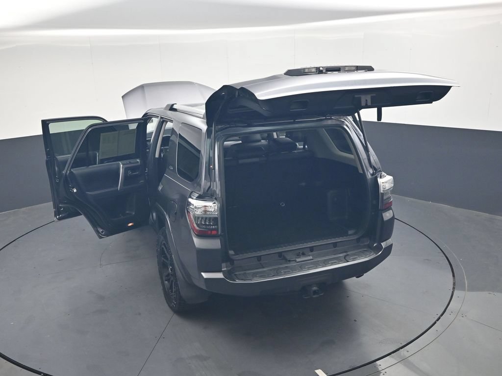 Used 2021 Toyota 4Runner SR5 Premium w/ Moonroof Package RWD image 47